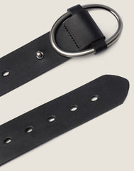 FRONT SHOT OF THE ANY-WEAR BELT IN BLACK FEATURING SILVER HARDWARE AND HOLE CLOSURE
