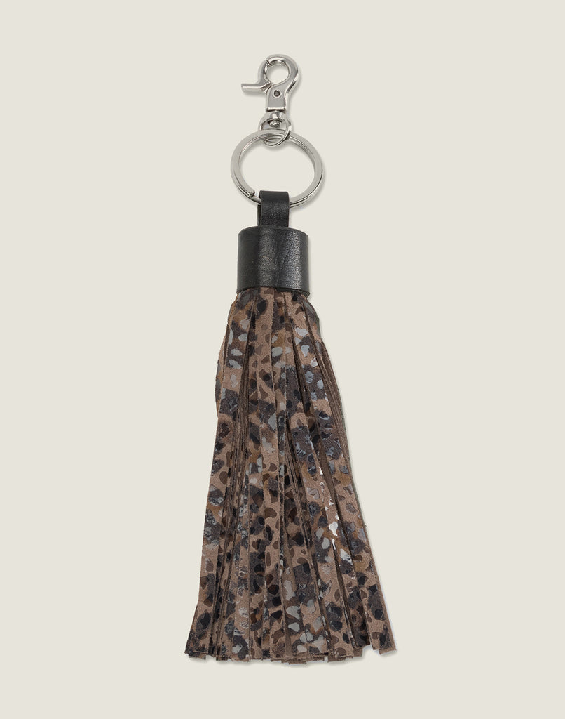 FRONT SHOT OF THE TASSEL KEYCHAIN IN CHEETAH