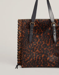 Side shot of Everyday Tote in Leopard