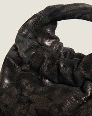 Detail shot of Twist Handle Mini in Metallic Black